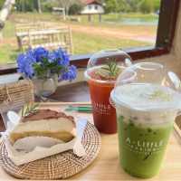 🍰 คาเฟ่ในสวนชื่อ A Little Baking