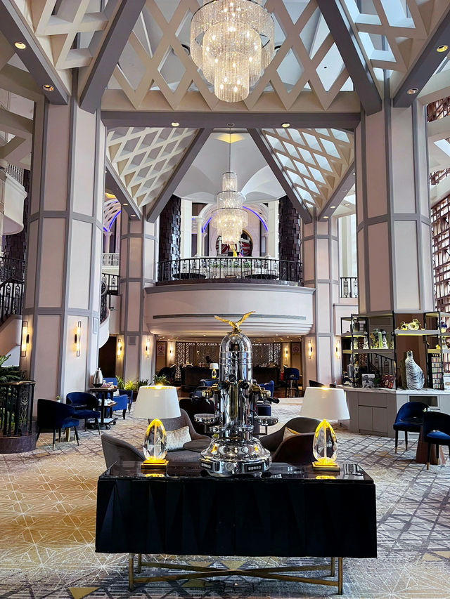  “Pavilion Lounge KL: Elegant Indulgence for the Perfect Afternoon Tea”