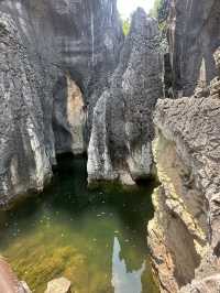 Explore the Otherworldly Beauty of Stone Forest – Yunnan’s Natural Wonder