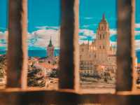 A Fairytale Fortress Above the Clouds – My Visit to the Alcázar of Segovia 