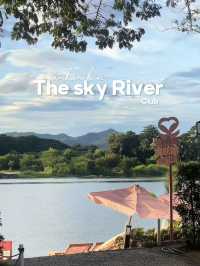 The Sky River Club บีชบาร์สีชมพูสุดคิวท์ริมน้ำกาญ