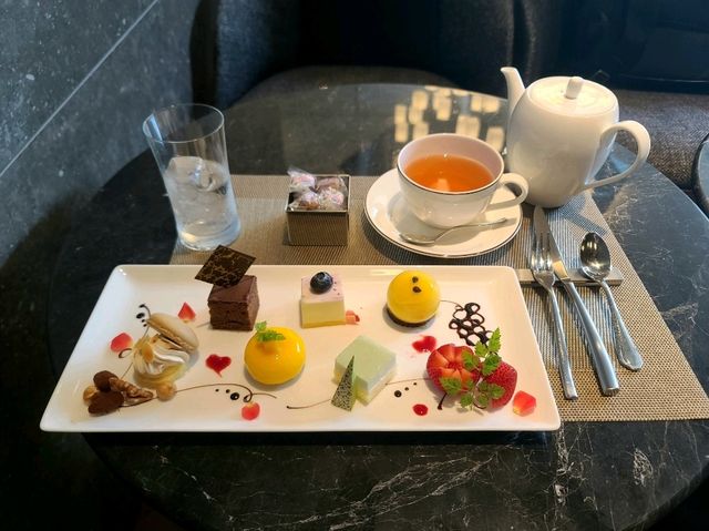 힐튼 나가사키(Hilton Nagasaki) Seven Seas Assorted Dessert