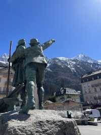 Chamonix-Mont-Blanc เมืองสกีรีสอร์ทของฝรั่งเศส
