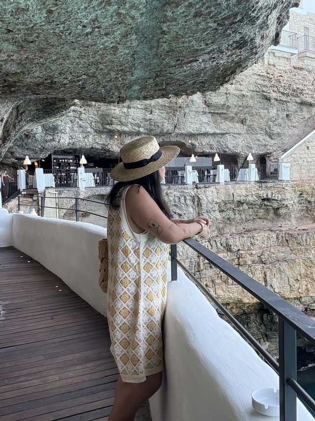🇮🇹 G R O T T A  P A L A Z E S E  •  a cave restaurant🍴🍒