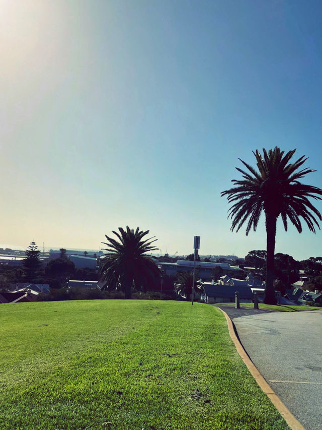 Fremantle War Memorial – A Walk Through History with Breathtaking Views 🇦🇺