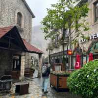 🏰 Lost in France… but in Vietnam?!