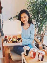 Officialdonat Cafe