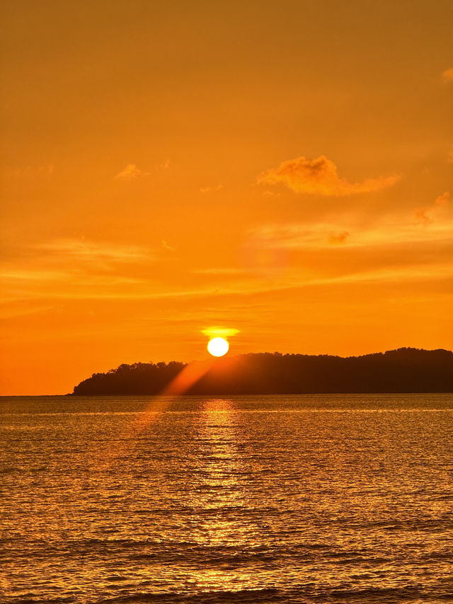 "From Sunrise to Sunset: The Full Kota Kinabalu Experience"