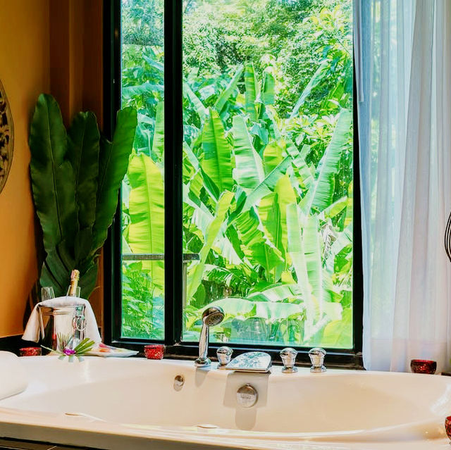 Clifftop Serenity and Thai Grace
