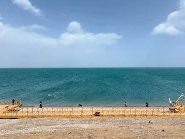 Qinghai Lake: The Shimmering Jewel of the Tibetan Plateau