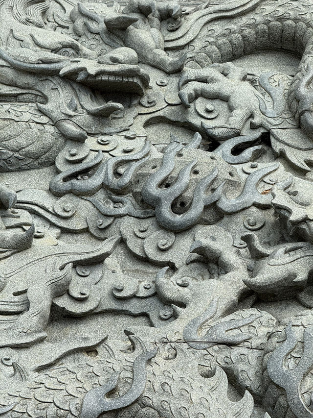 วัดเล่งเน่ยยี่ 2 วัดจีนสุดอลังการที่นนทบุรี