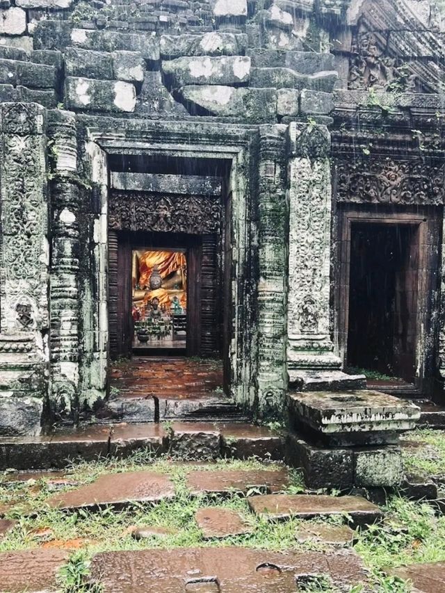 มาเยือนอุบลราชธานี อย่าพลาดปราสาทหินวัดพู