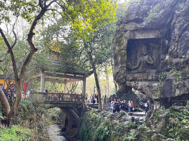 🗿 Feilai Peak Scenic Area – A Hidden Gem of Ancient Buddhist Art in Hangzhou