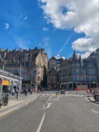 Waverley Bridge: Edinburgh's Iconic Gateway