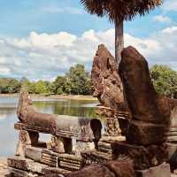 🌿✨ *Srah Srang Tbong Village: Cambodia’s Hidden Silk-Weaving Sanctuary* 🧵🐛