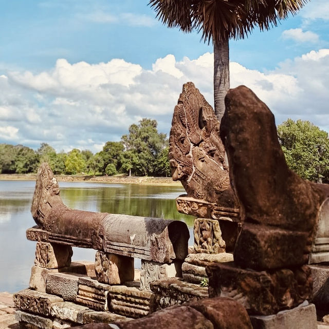 🌿✨ *Srah Srang Tbong Village: Cambodia’s Hidden Silk-Weaving Sanctuary* 🧵🐛