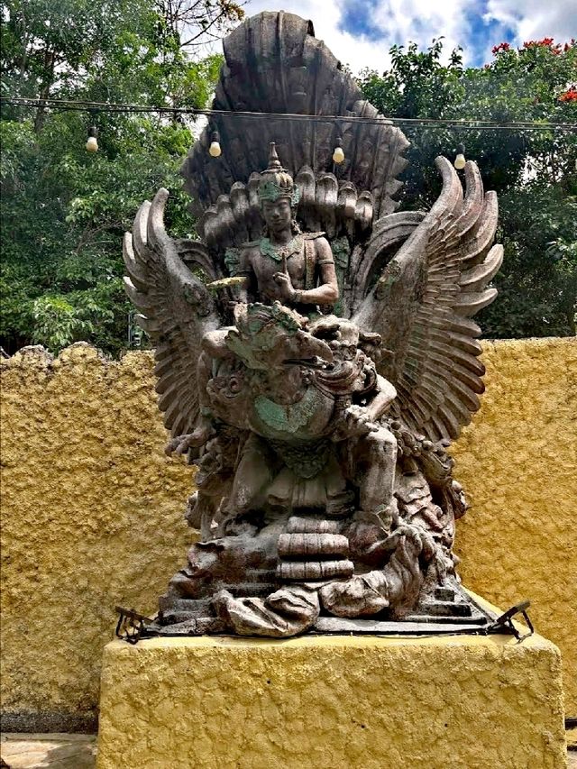 神鷹廣場文化公園