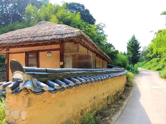 Yangdong Folk Village: A Glimpse of Old Korea in Gyeongju