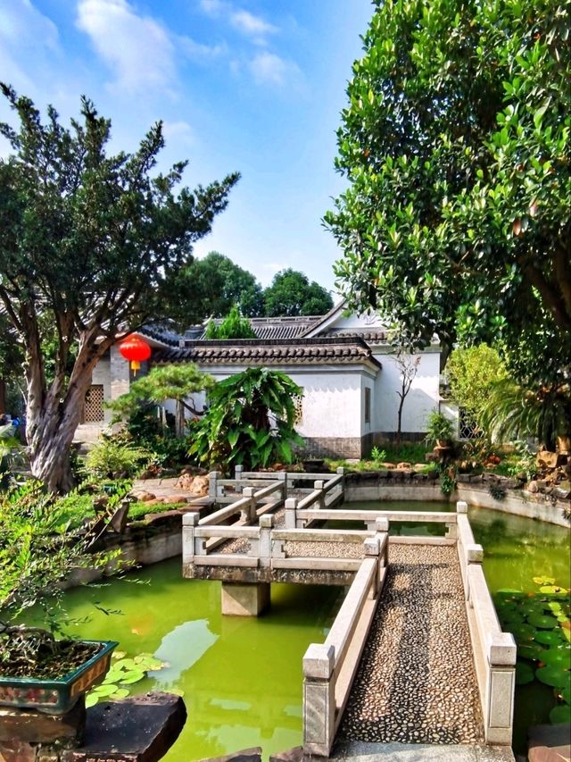 A Living Testament to Filial Piety and Lingnan Craftsmanship