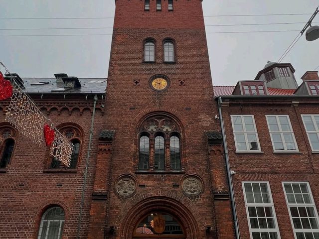 altTitle