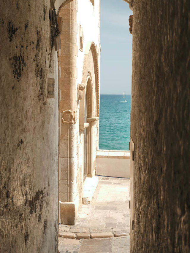 Sitges | A Relaxed Seaside Escape from Barcelona 🌊🏖️