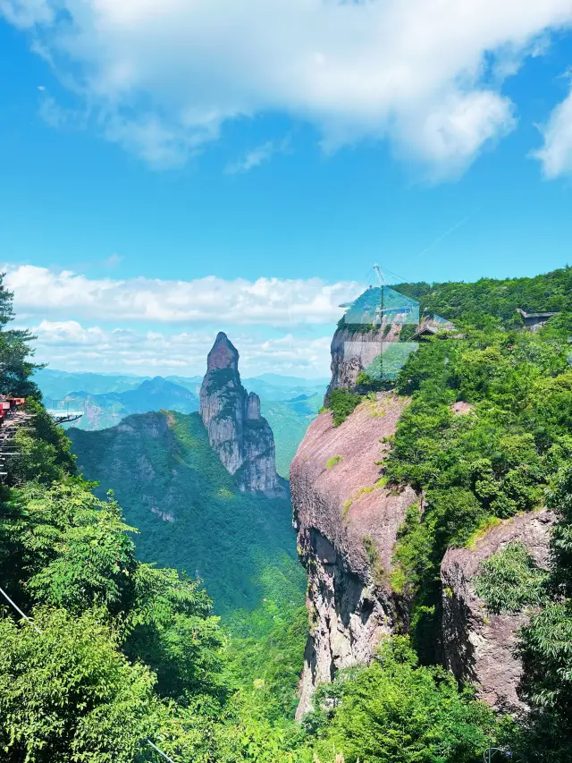 ภูเขาแห่งความฝัน 沉賢柱 ที่ ไถโจว มณฑลเจ้อเจียง