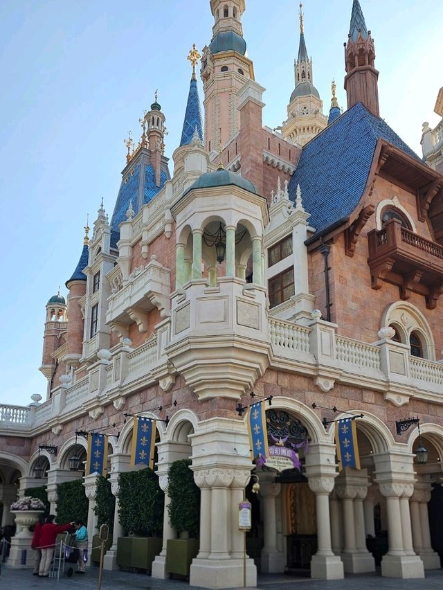 A Castle Straight Out of Dreams