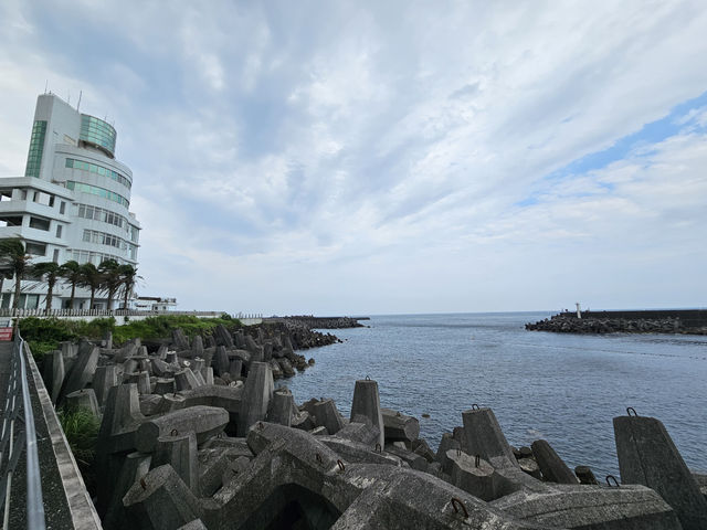 🌊 Tofu Cape: Taiwan’s Coastal Wonder in Su’ao