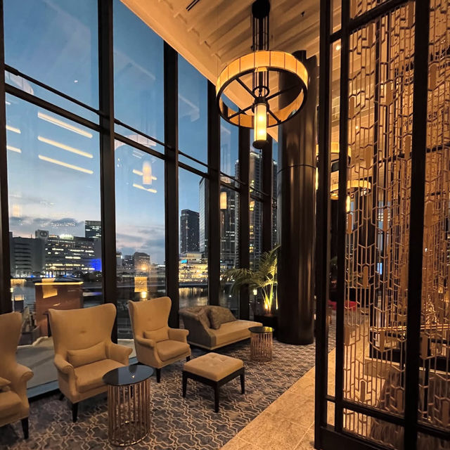 🌆 Hilton Yokohama – Modern Luxury by the Bay 🌊✨ 🌆 Hilton Yokohama – Modern Luxury by the Bay 🌊✨