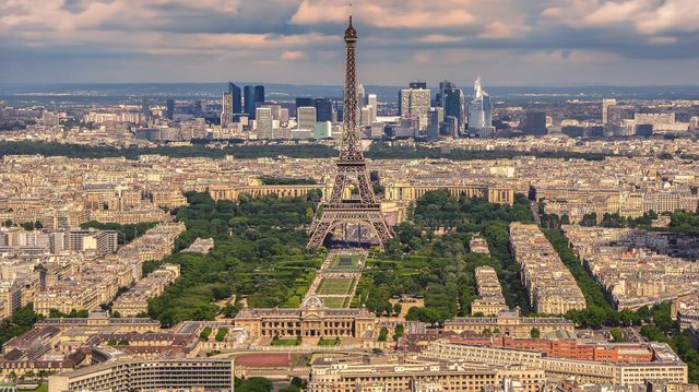 Paris – Eiffel Tower & Beyond