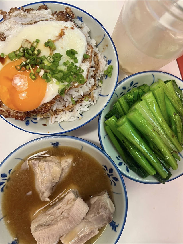 Nostalgic Bites with a Malaysian Twist at Two Greens 兩草, Hong Kong 