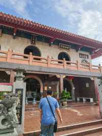 🌟 Explore the Vibrant Jonker Street, Melaka!