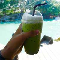 คาเฟ่สระน้ำสีมรกต Hangar Cafe 🫖