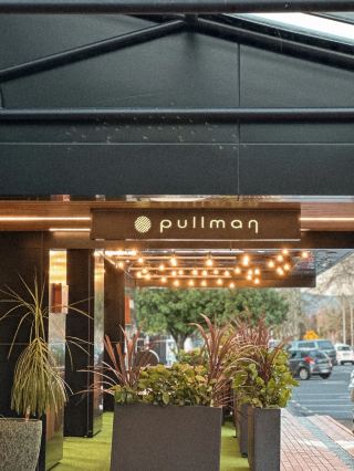 Urban Retreat: Experiencing New Zealand’s Hospitality 
