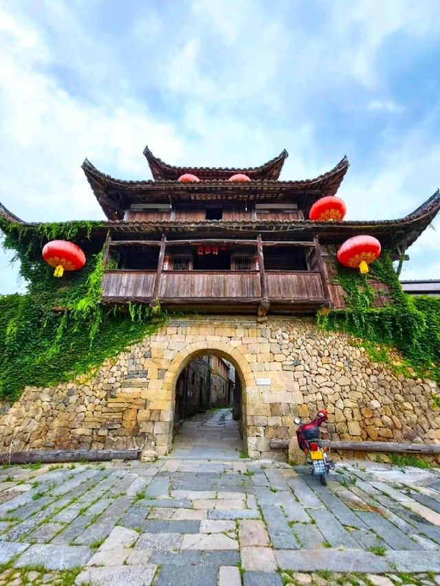 和平古鎮打卡體驗人文風景
