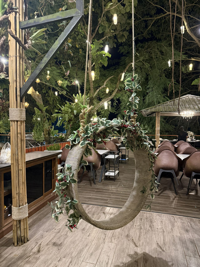 (Alive Thai Restaurant) in Hat Yai, Southern Thailand