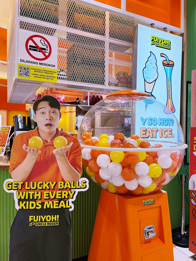 Fuiyoh! Uncle Roger Restaurant – Famous Fried Rice and Insta-Worthy Vibes