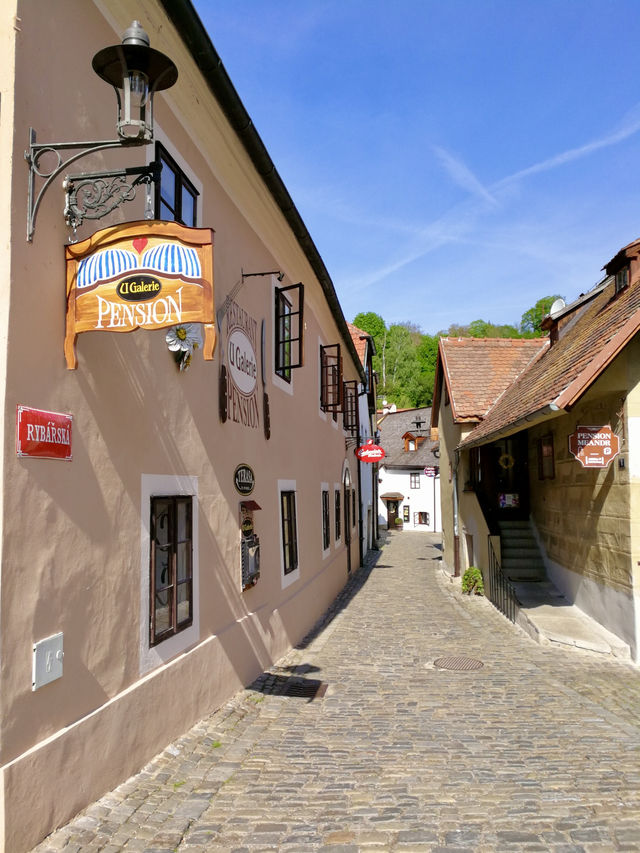 Pension Na Kovárně – A Cozy Riverside Escape in Český Krumlov ✨
