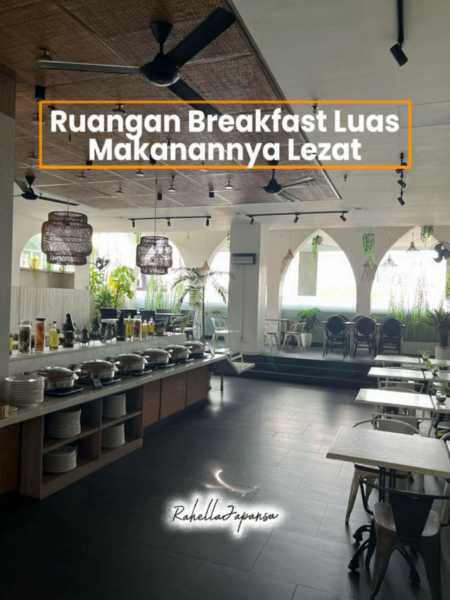 Akmani Hotel, kemewahan di pusat kota Akmani Hotel, kemewahan di pusat kota