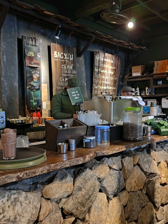☕ : Cong Caphe Coffee เที่ยวซาปา เวียดนาม ☕ : Cong Caphe Coffee เที่ยวซาปา เวียดนาม