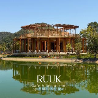 考艾新開了一家咖啡館！ ！ ！設計超讚！ 🥰🍰☕️