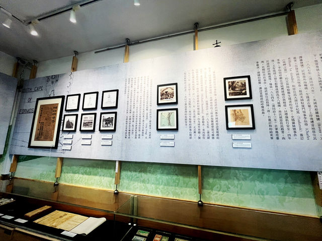 Festive Coastal Adventure at Eluanbi Lighthouse