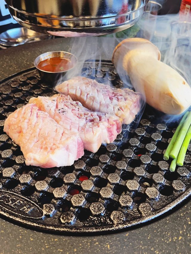  프리미엄 한돈 숙성육 수영역 고기 맛집 도막❣️