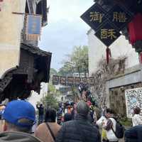 Stunning Huangling Ancient Town & Terraces
