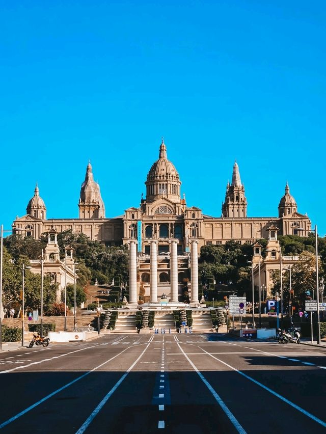 Looking for great and free Barcelona views? I got you covered😎🌇