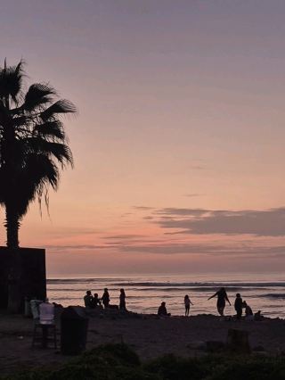 Surfing, leisure, and the city of ancient civilization: Huanchaco, Peru