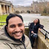 Visiting Pulteney Bridge in Uk 