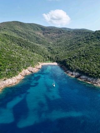 Biodola Beach, Elba – Sandy Paradise with a Wild Touch