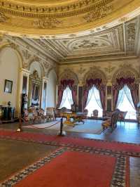 🏛️ Dolmabahçe Palace – Ottoman Grandeur on the Bosphorus