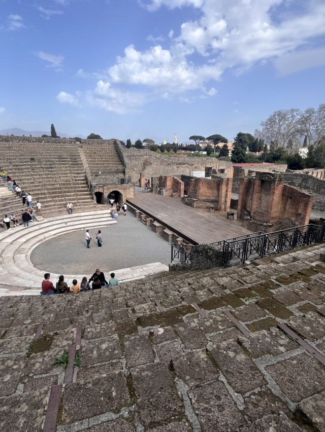 Pompeii: A Heartbreaking Time Capsule of Ancient Life